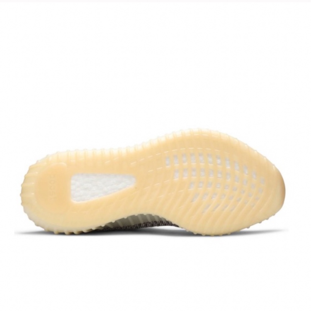 Yeezy 350 V2 ASH PEARL - Picture 3 of 5